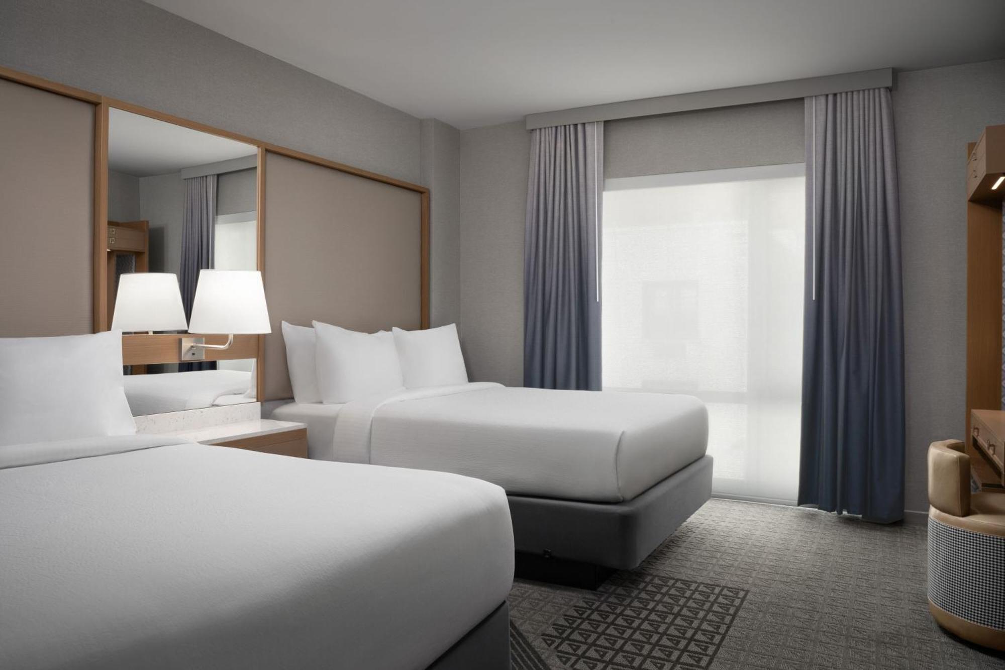 Springhill Suites By Marriott New York Manhattan Times Square Esterno foto