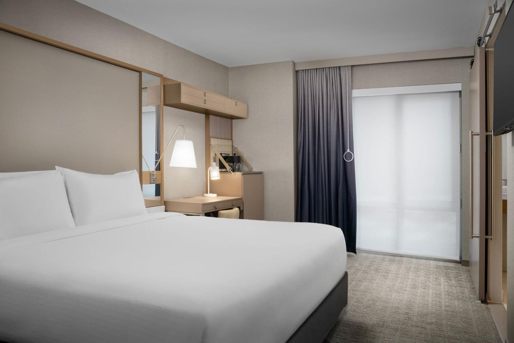 Springhill Suites By Marriott New York Manhattan Times Square Esterno foto